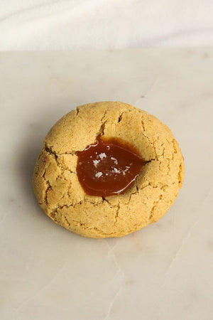
                  
                    Load image into Gallery viewer, Cookies - MKT Cookie The Daily Knead Bakery Toasted Milk With Salted Caramel 
                  
                
