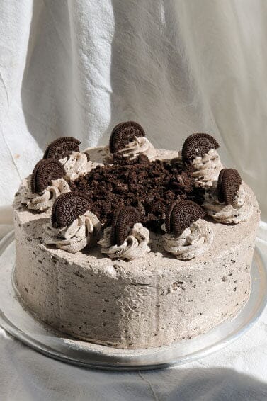 
                  
                    Load image into Gallery viewer, Oreo Cake - MKT Sweet The Daily Knead 
                  
                