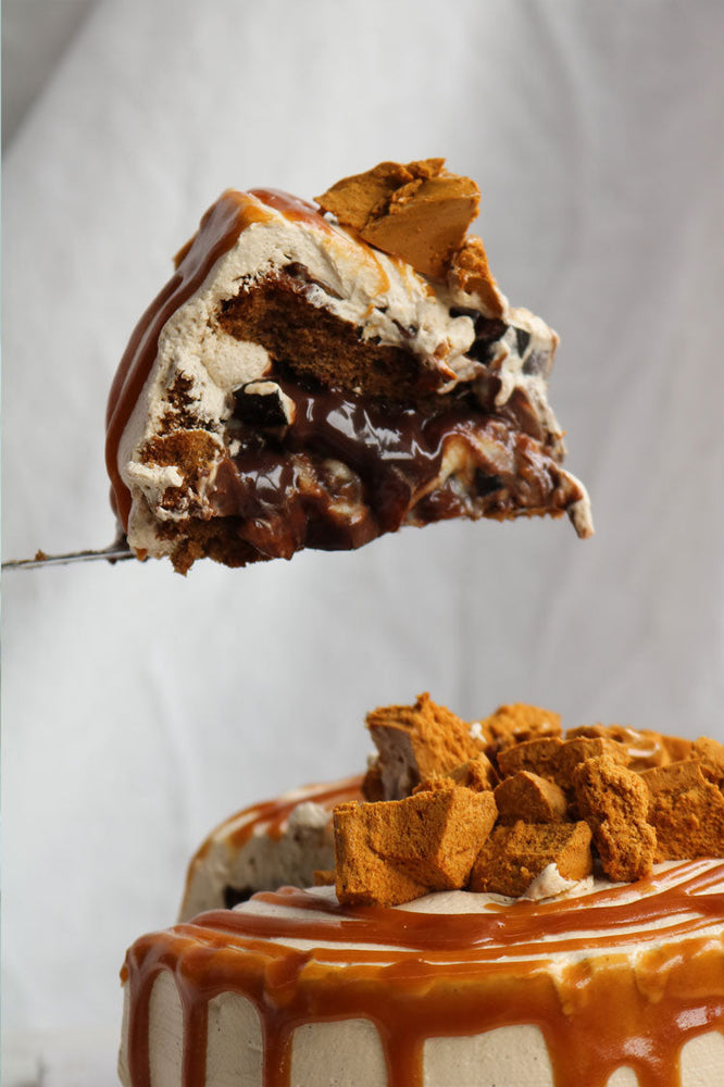 Coffee Caramel Crunch Cake- MKT Sweet The Daily Knead Midi with extra Coffee Crunch (40g.) 