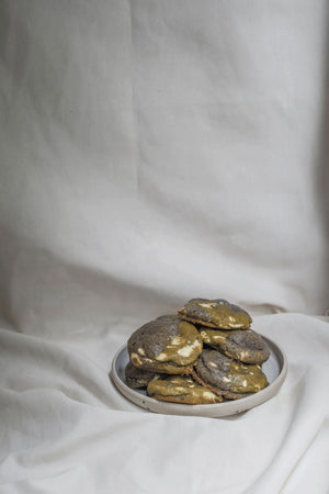 
                  
                    Load image into Gallery viewer, Cookies - Rockwell Cookie The Daily Knead Bakery 
                  
                