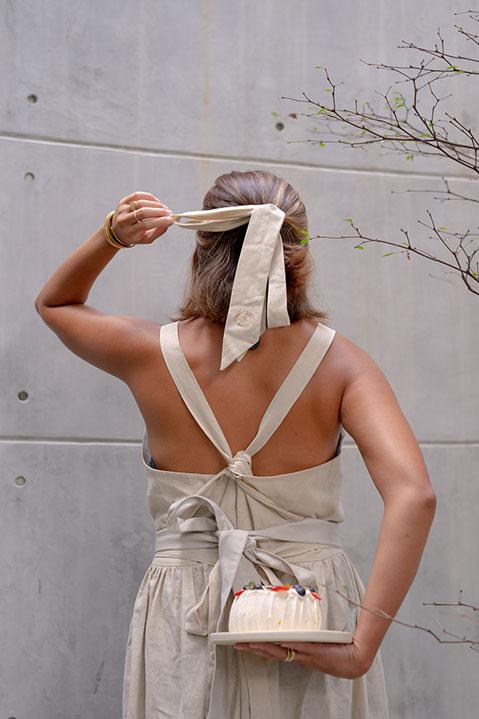Enas Hosting Apron The Daily Knead 