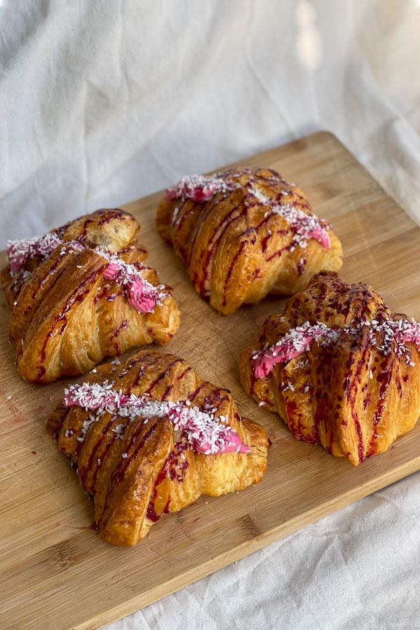 
                  
                    Load image into Gallery viewer, Flavored Croissants - Food Lab PopUp The Daily Knead 
                  
                