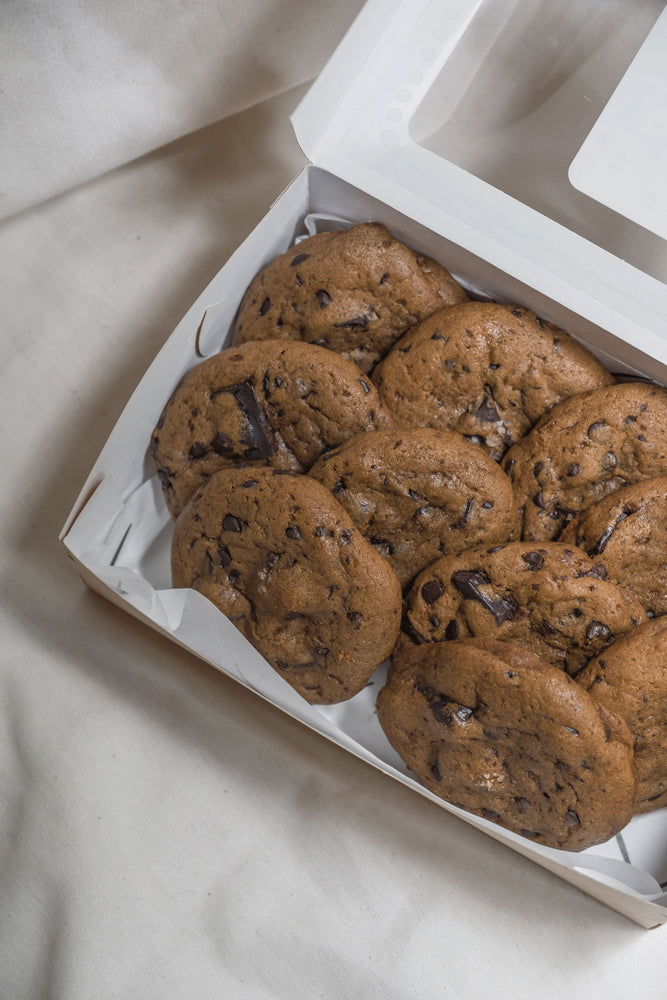 
                  
                    Load image into Gallery viewer, Muscovado Chocolate Chip Cookies - Same Day Cookie The Daily Knead Bakery Box of 10 
                  
                