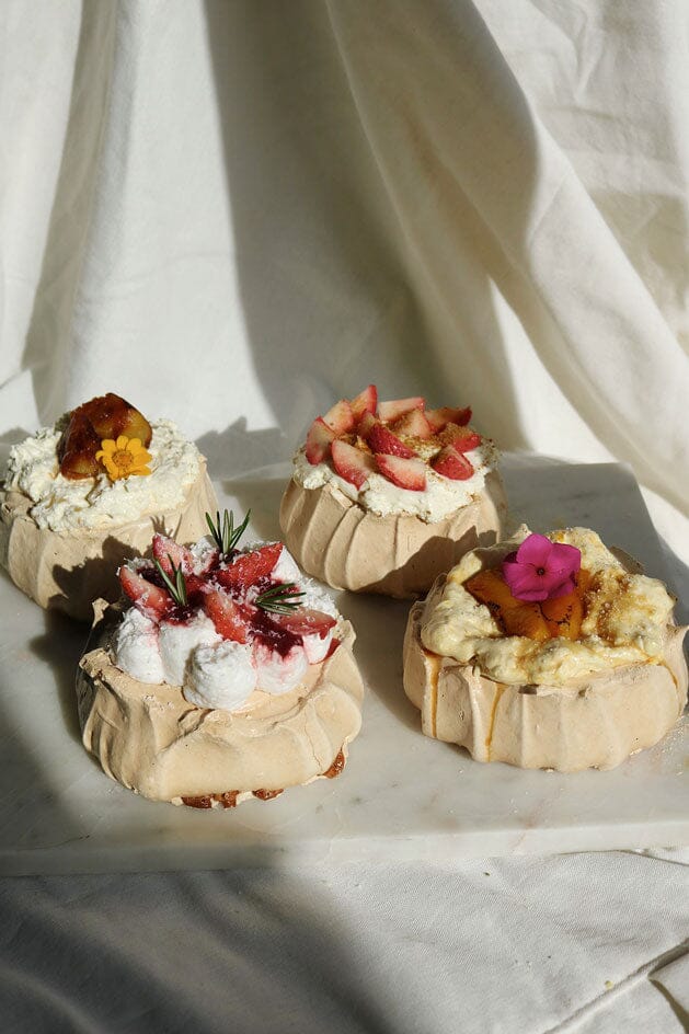 
                  
                    Load image into Gallery viewer, Petit Pavlova - MKT Sweet The Daily Knead Lunar Full Set 
                  
                