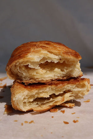
                  
                    Load image into Gallery viewer, Savory Cheese Box - MKT PopUp The Daily Knead Almond Cream Cheese (by the piece) 
                  
                